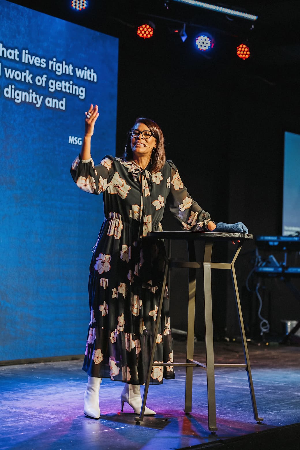 Pastor Tomekia Williams teaching